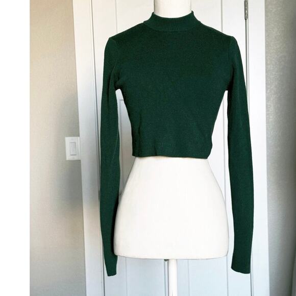 Altar’d State Womens S Emerald Green Crop Mock Neck Long Sleeve - Picture 2 of 7